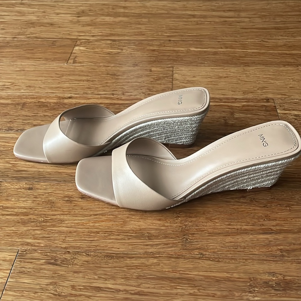 Mango Wedge Heel